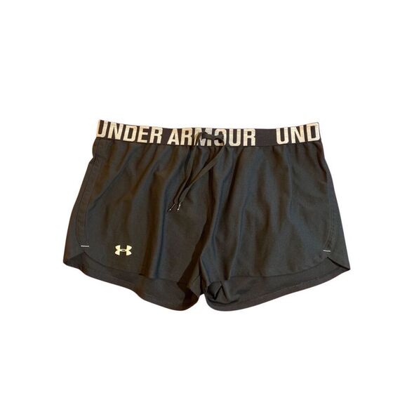 Under Armor Woman’s Black Athletic Shorts Size Large - Picture 1 of 4
